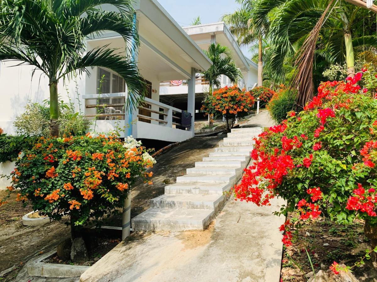 Coconut Beach yakınında 80m2 stüdyo , 1 banyolu Derm Tkov Village Dış mekan fotoğraf